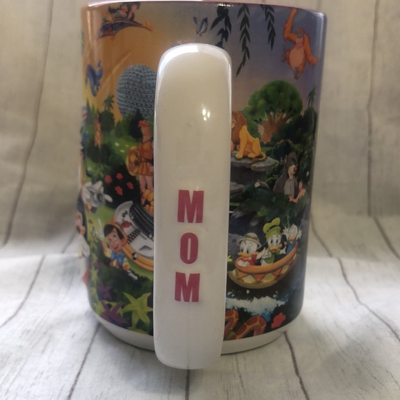Walt Disney World coffee mug - Picture 2 of 11